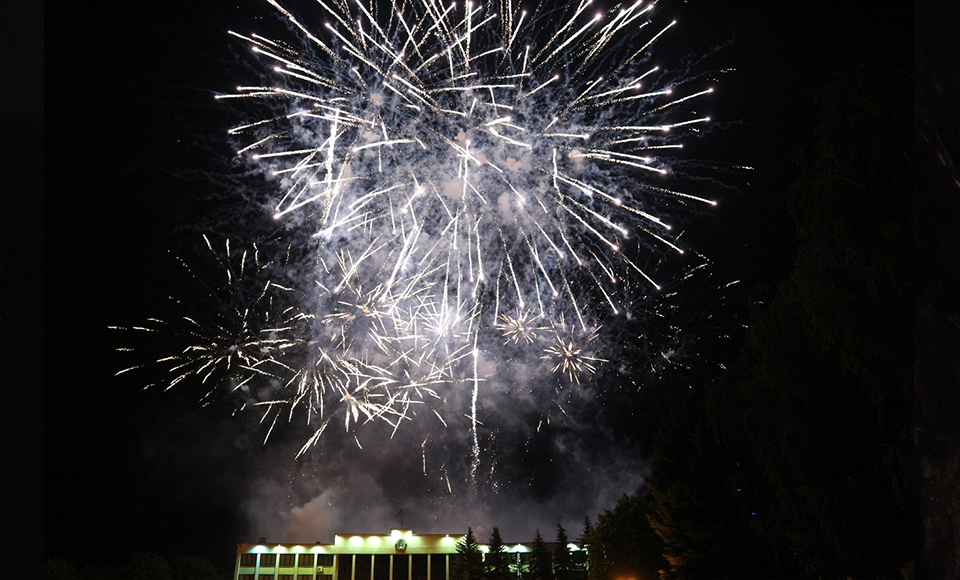 Ярко и празднично Солигорск отметил День Независимости РБ. Большой фоторепортаж. (+ВИДЕО)