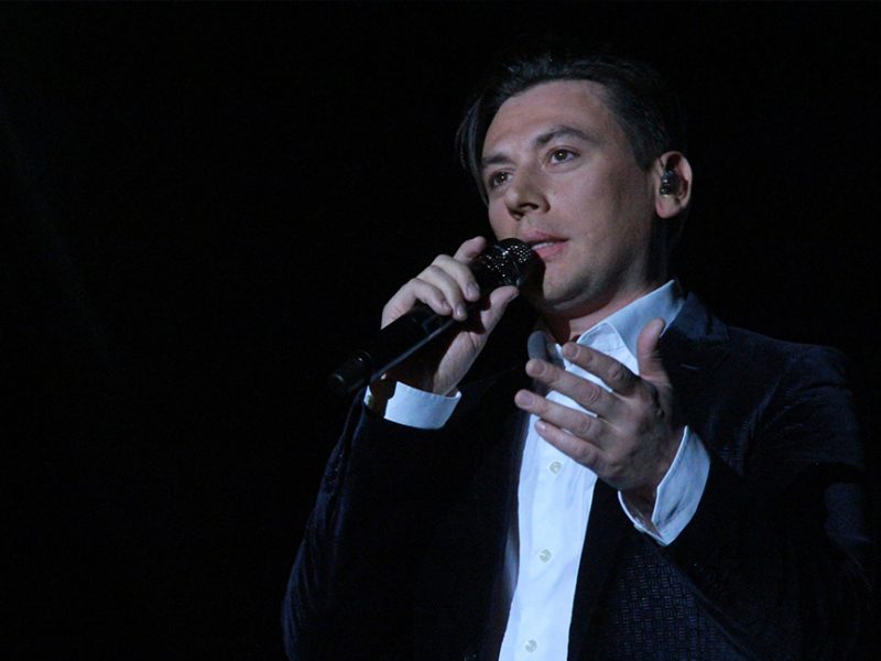 Руслан Алехно с концертом выступил на сцене ДК г. Солигорска.