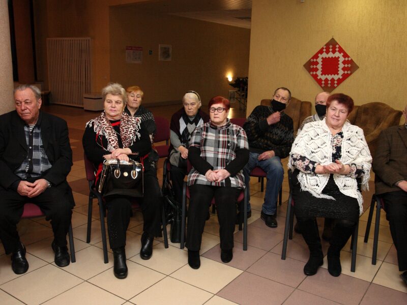 В ДК г. Солигорска состоялся открытый диалог «Стареть? Нет времени!».