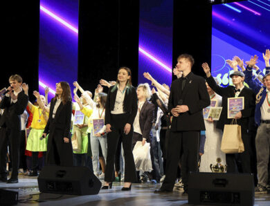 В День смеха во Дворце культуры г. Солигорска прошел районный конкурс команд КВН «Юмор.SOL»
