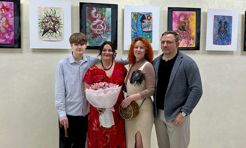 Во Дворце культуры г. Солигорска состоялось открытие выставки «Краски души»