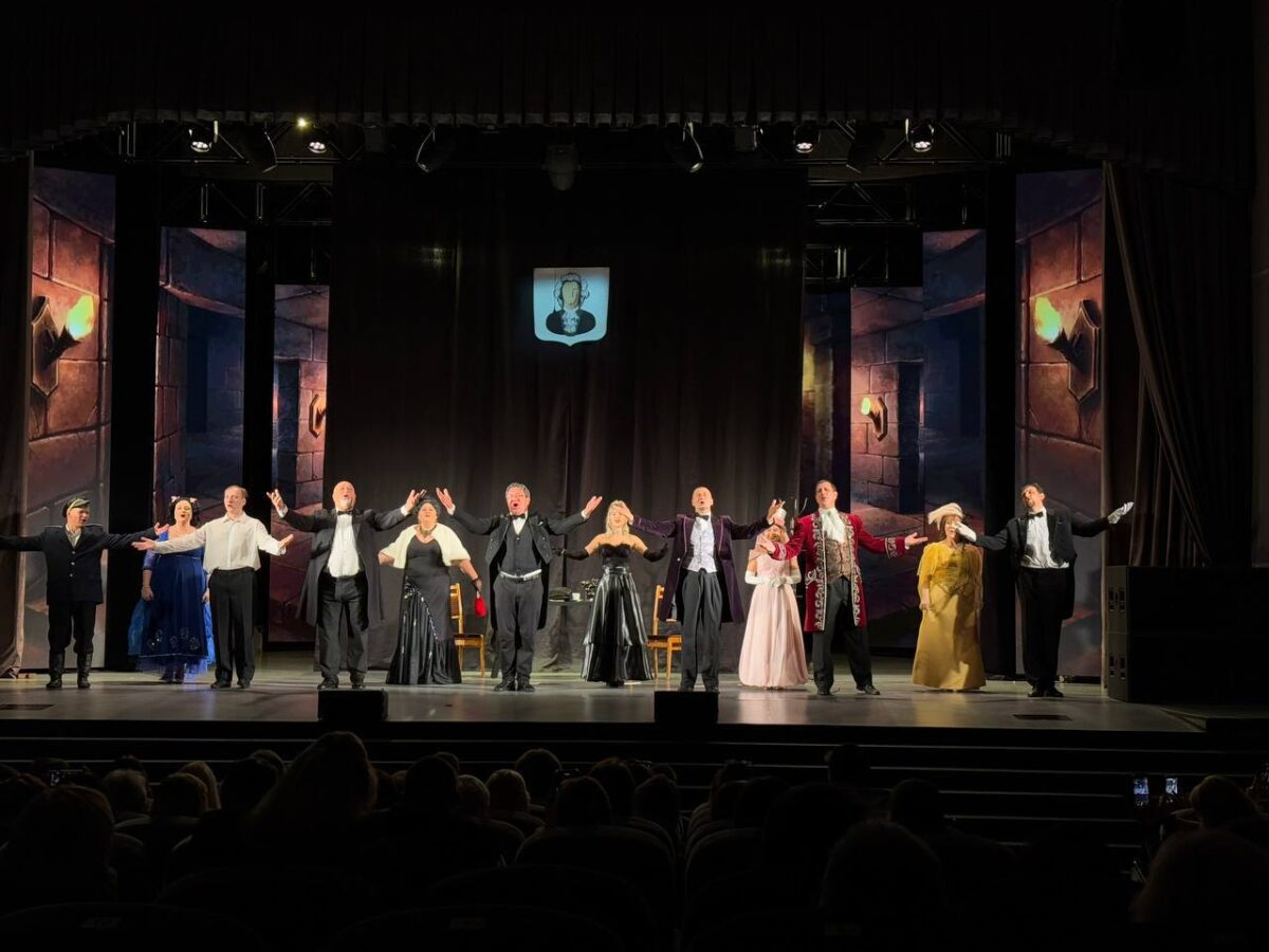 Народный театр «АЛЫЕ ПАРУСА».