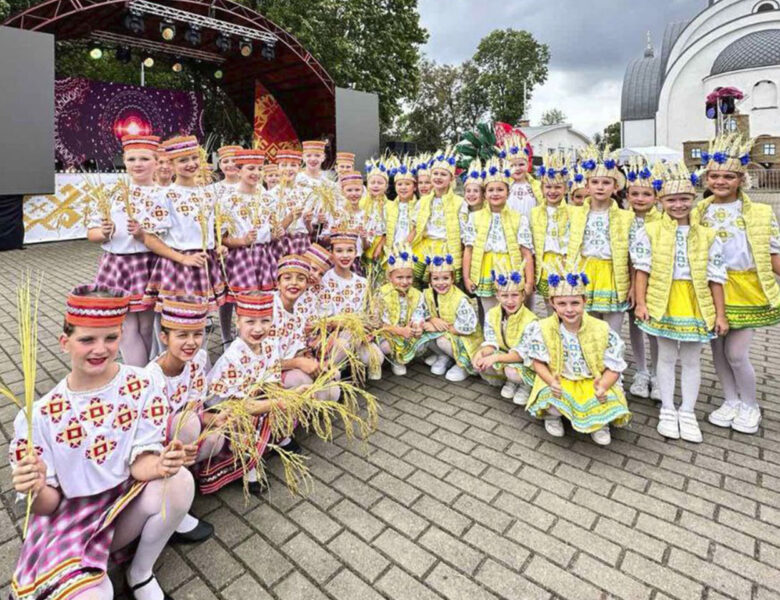 Образцовый ансамбль танца «Искорка» имени Майи Титовны ХОМИЧ