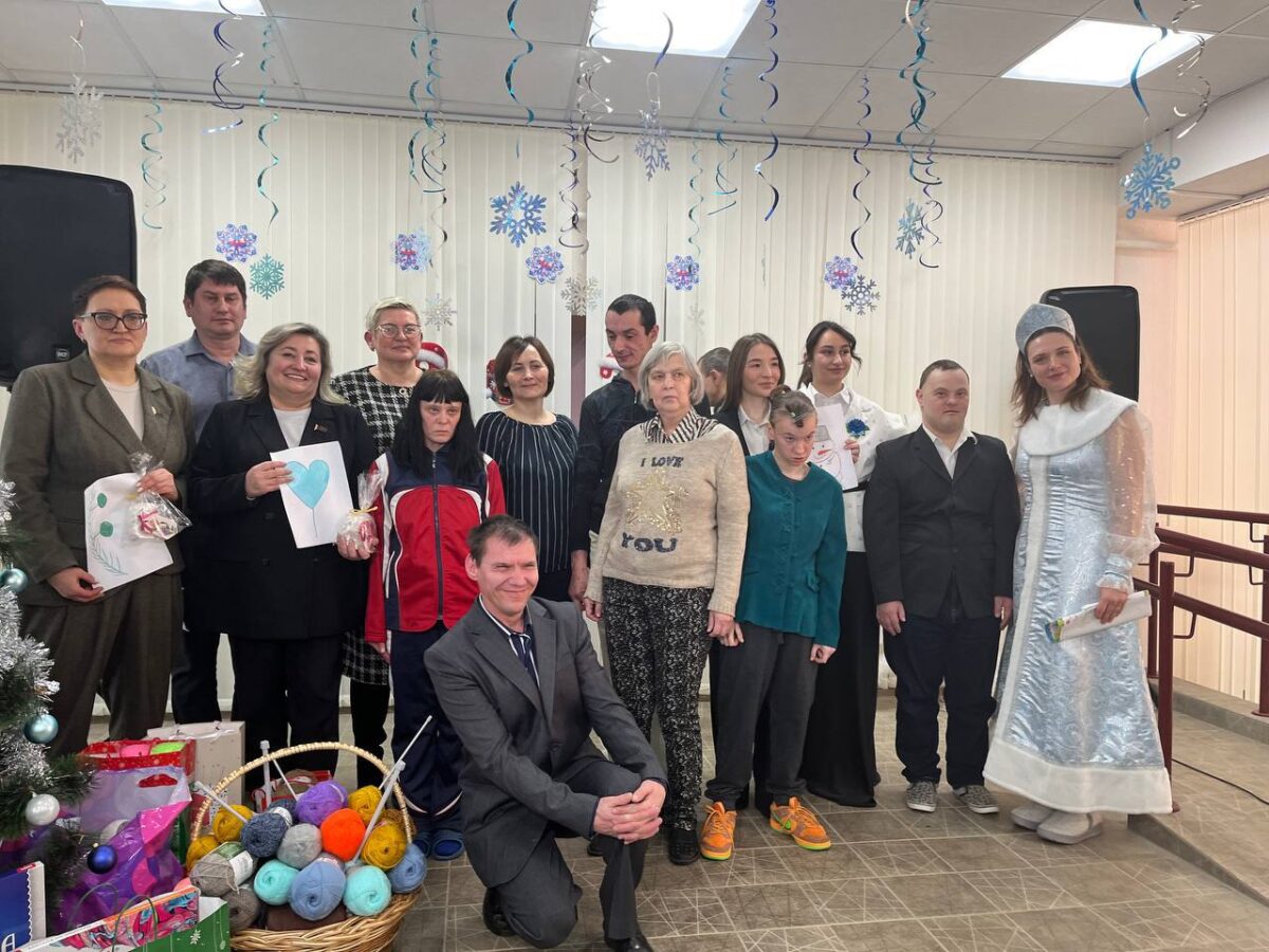 Акция «От всей души» продолжает радовать тех, кто особенно нуждается в душевном тепле в эти праздничные дни.