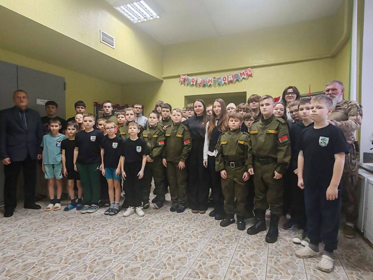 Диалог о будущем: учащиеся военно-патриотического клуба «Родник» обсудили Послание Президента и роль молодежи в развитии страны!