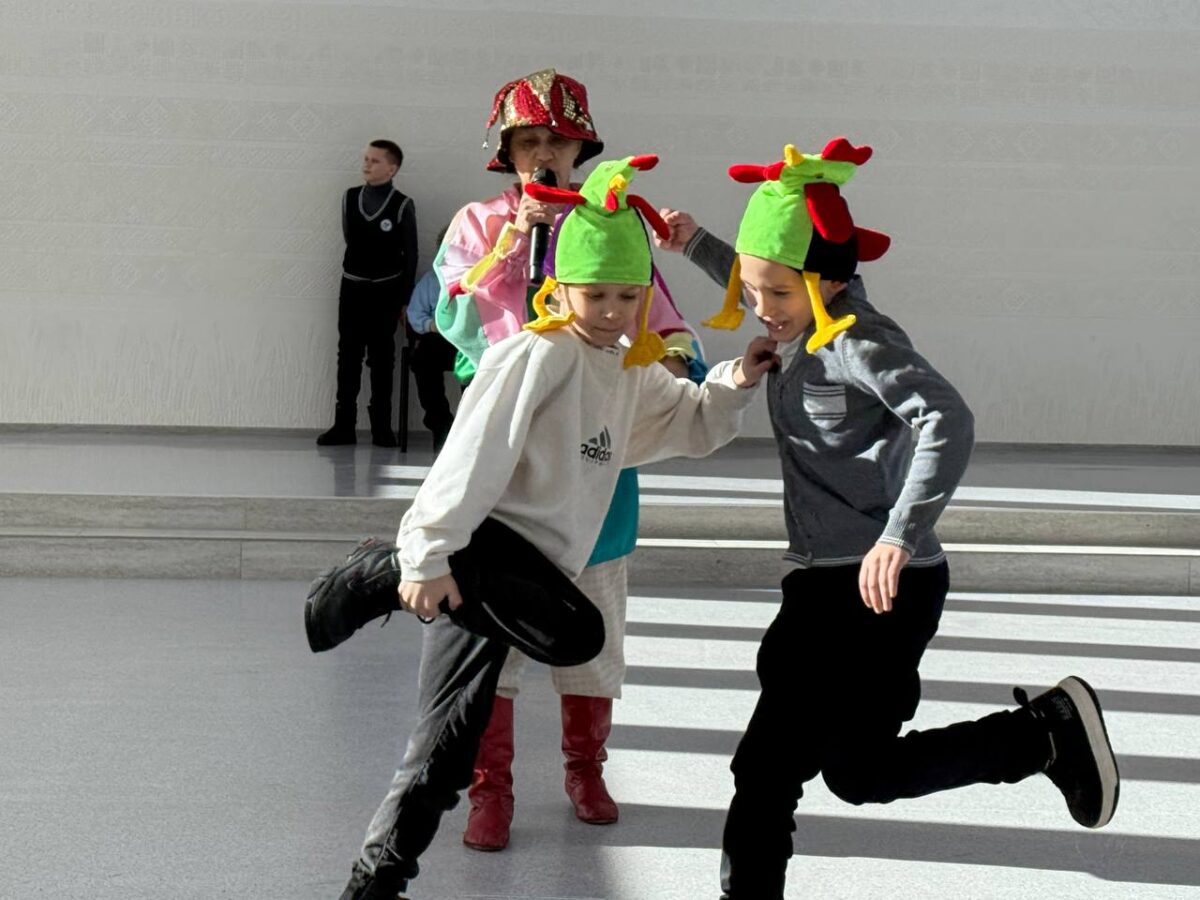 Во Дворце культуры прошли масленичные гуляния для школьников!